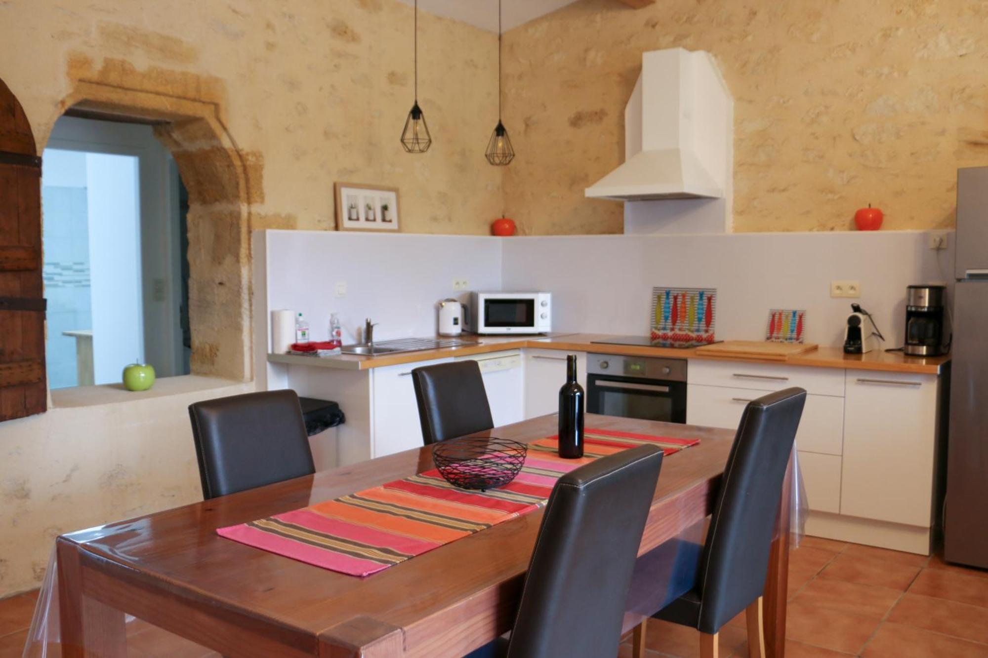 La Vigneraie De Laura: Gite Entre Vignes Et Chenes Sainte-Colombe  Exteriör bild